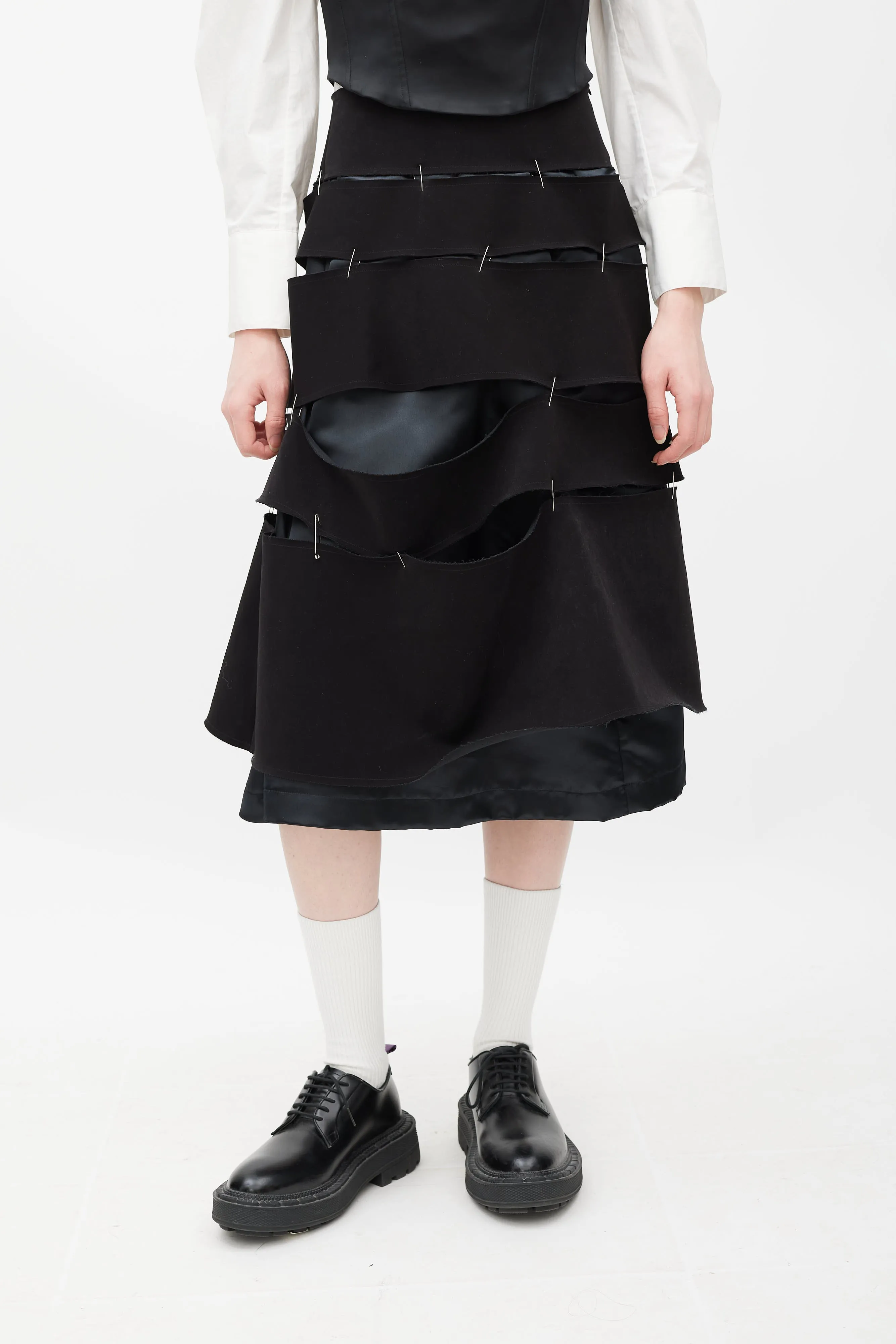 Black Tiered Safety Pin Buckle Skirt
