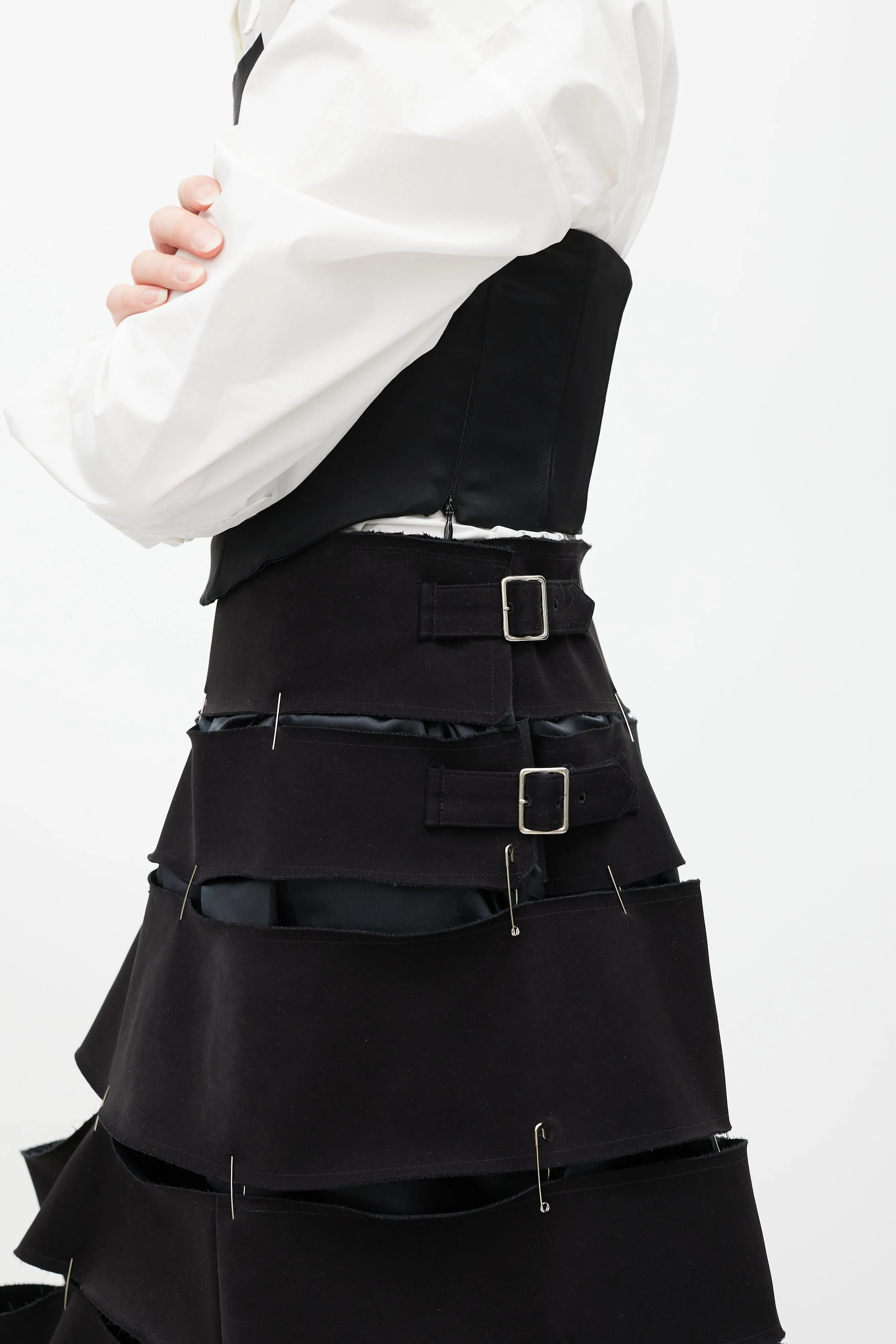 Black Tiered Safety Pin Buckle Skirt