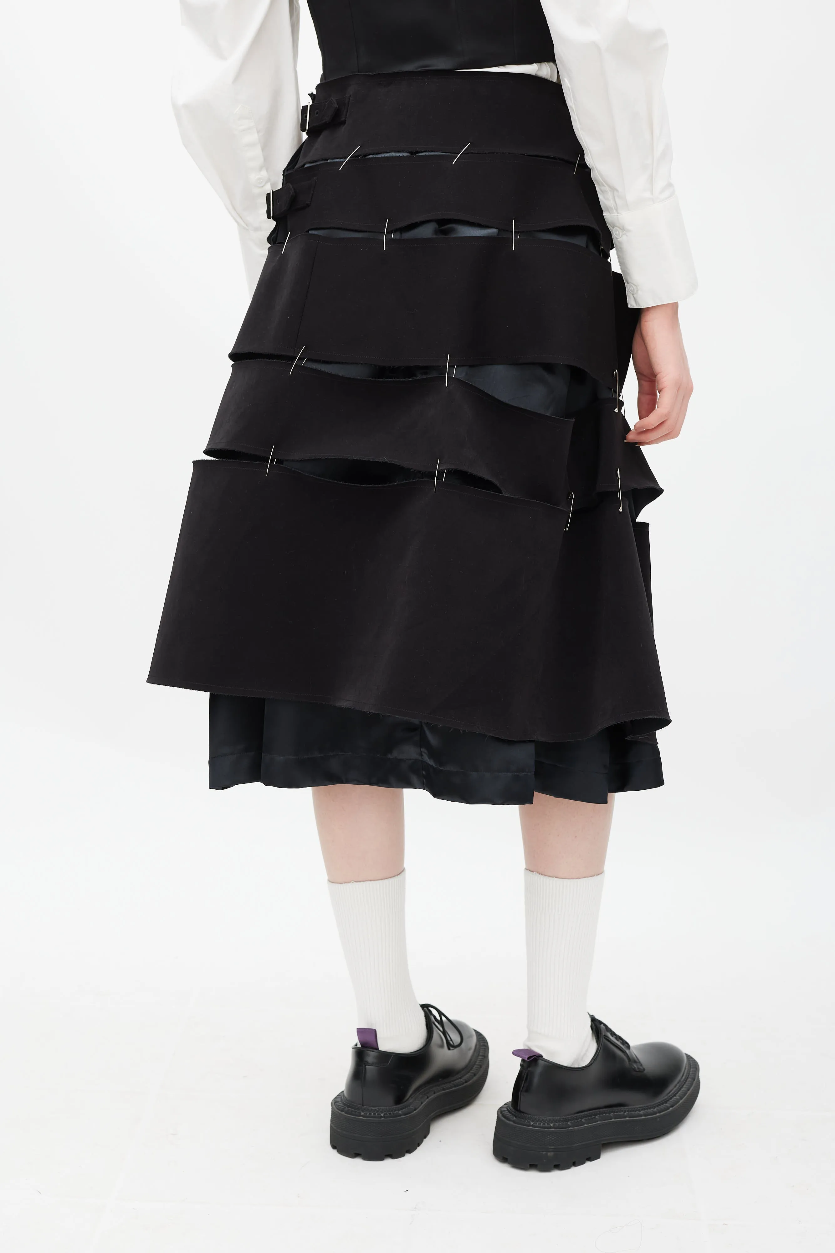 Black Tiered Safety Pin Buckle Skirt