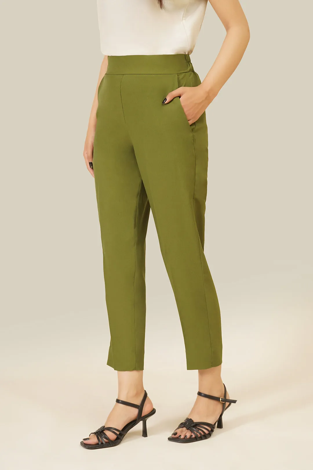 Gamil Pants