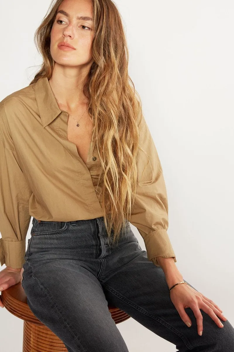 Holly Classic Shirt in Petrified Oak