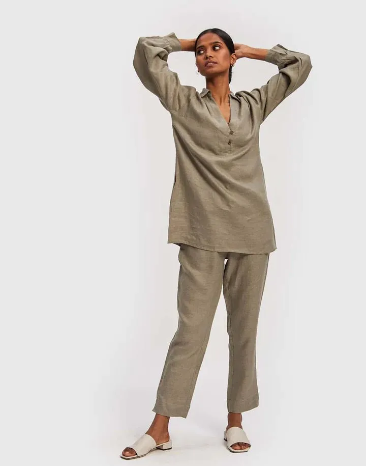 The Goes With Everything Pant in Dark Green